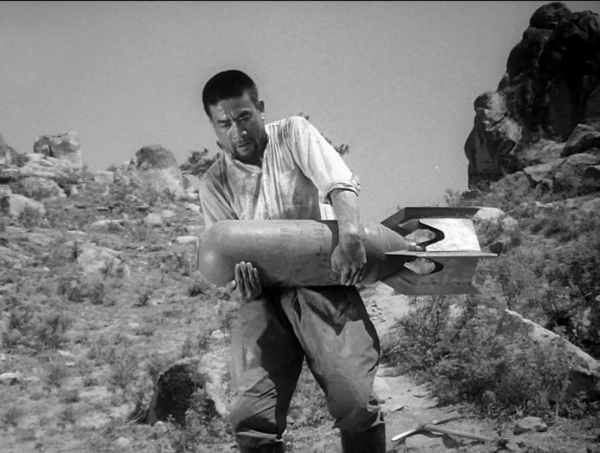 追憶扮演“抗美援朝”英雄的8位演員，可惜，有3位藝術家已不在了