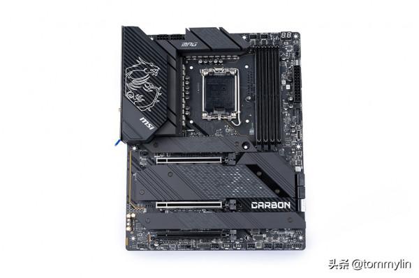 風冷執行者 - Fractal Design Torrent Compact 裝機展示