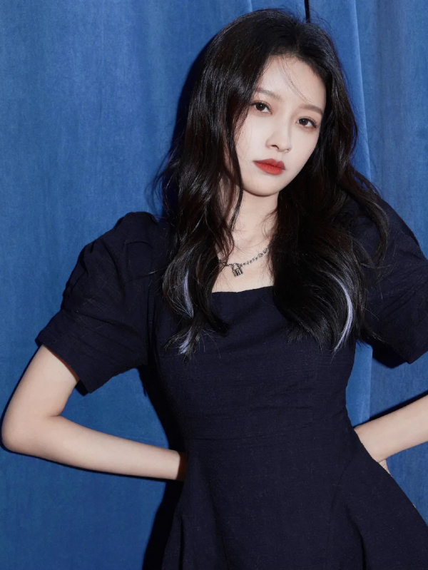 每日八卦:楊冪迪麗熱巴和好了?趙露思專挑頂流下手? 每日八卦:楊冪迪麗熱巴和好了?趙露思專挑頂流下手?