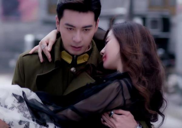 一見傾心“跳樓”本該成為名場面,卻直接垮掉,你們還是去進修吧 一見傾心“跳樓”本該成為名場面,卻直接垮掉,你們還是去進修吧