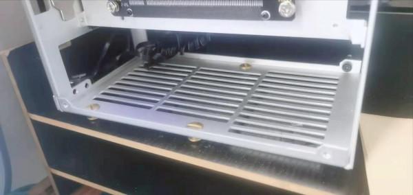 在4L極小機箱中組建功能強大的MINI-ITX系統：組裝過程