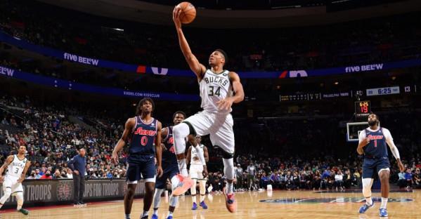 威少的手感,庫裡的打法!打了46分鐘,3分12中1,裡弗斯真敢用人 威少的手感,庫裡的打法!打了46分鐘,3分12中1,裡弗斯真敢用人