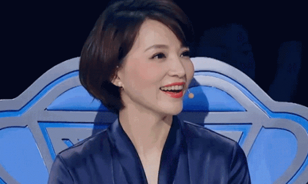 央視主持李七月：用八年時間逐夢，被稱為董卿接班人