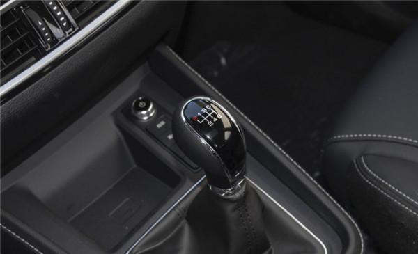 解析比亞迪宋MAX,緊湊型MPV,7座佈局,配1.5T+6擋手動變速箱 解析比亞迪宋MAX,緊湊型MPV,7座佈局,配1.5T+6擋手動變速箱