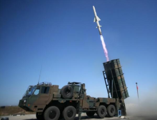 “自我鬆綁”！日本出臺2022年“國防白皮書”！發展超遠端導彈