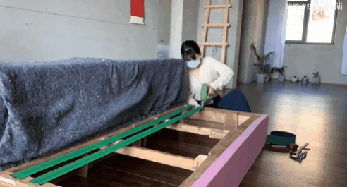 90後女護士爆改130平毛坯房，花1萬元打造出敘利亞“貧窮風”豪宅