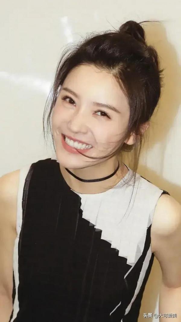 楊子珊你笑起來真好看 楊子珊你笑起來真好看