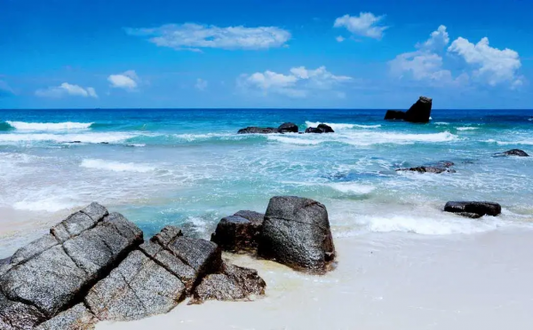 最適合自駕的季節,12條自駕路線,人少景美,總有一條適合你 最適合自駕的季節,12條自駕路線,人少景美,總有一條適合你