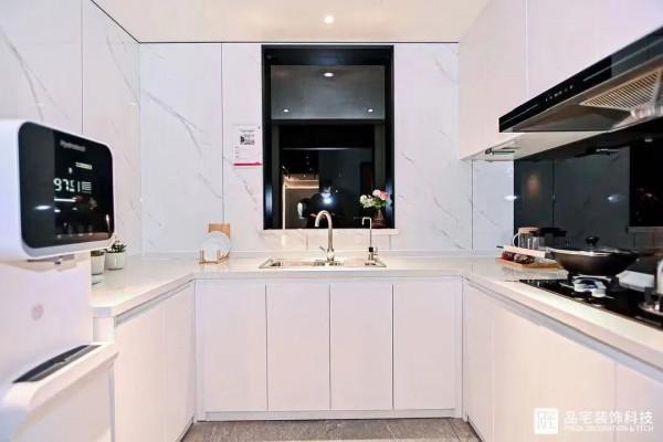 「內裝洞見」強化創新核心 品鑑內裝魅力—品宅裝飾科技獨家專訪 「內裝洞見」強化創新核心 品鑑內裝魅力—品宅裝飾科技獨家專訪