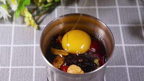 寶寶補鐵輔食，吃豬肝就錯了，不加一滴水的小蛋糕，出鍋就吃光了