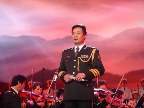 “小白楊”閻維文:25歲娶初戀,陪妻子抗癌15年,相濡以沫39年 “小白楊”閻維文:25歲娶初戀,陪妻子抗癌15年,相濡以沫39年