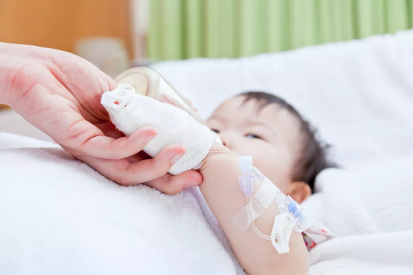 發燒捂汗到底錯在哪裡？物理降溫為什麼要慎用？