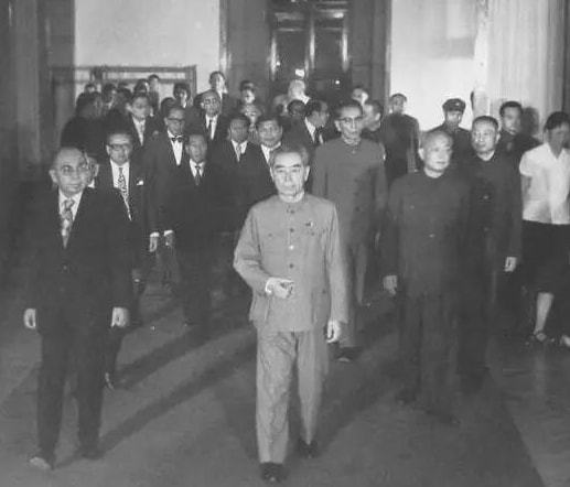 我國境內一支外國軍隊，駐紮北京48年，為何至今沒被趕走？