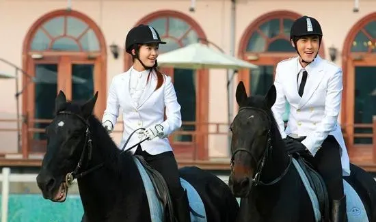 跟女生約會除了看電影還可以去這些地方,都是升溫關係最佳地 跟女生約會除了看電影還可以去這些地方,都是升溫關係最佳地