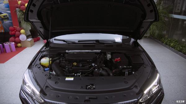 奶爸也可以潮酷 實拍奕炫MAX超酷潮爸版