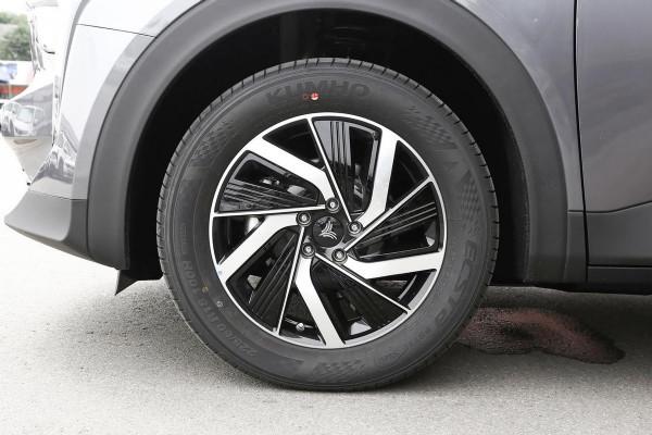 軸距2770mm,續航610km,9.98萬起售,哪吒U它不香嗎? 軸距2770mm,續航610km,9.98萬起售,哪吒U它不香嗎?