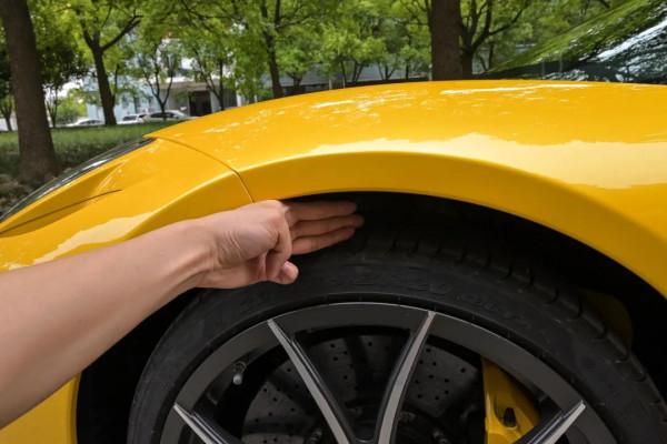 兩百萬買什麼?鎮店用的法拉利458,10年1萬公里,爆香! 兩百萬買什麼?鎮店用的法拉利458,10年1萬公里,爆香!