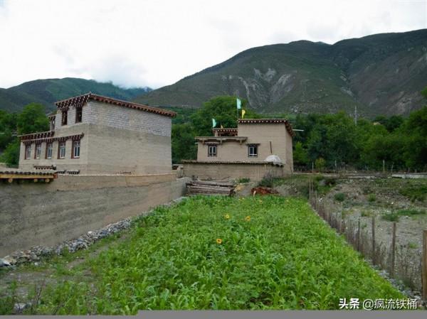 徒步西藏第32天:巴塘的袁姐與王叔 徒步西藏第32天:巴塘的袁姐與王叔