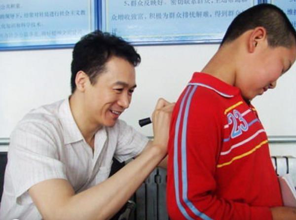 他是黃渤的恩人,《天龍八部》中的虛竹,兩次入獄的高虎現狀如何 他是黃渤的恩人,《天龍八部》中的虛竹,兩次入獄的高虎現狀如何