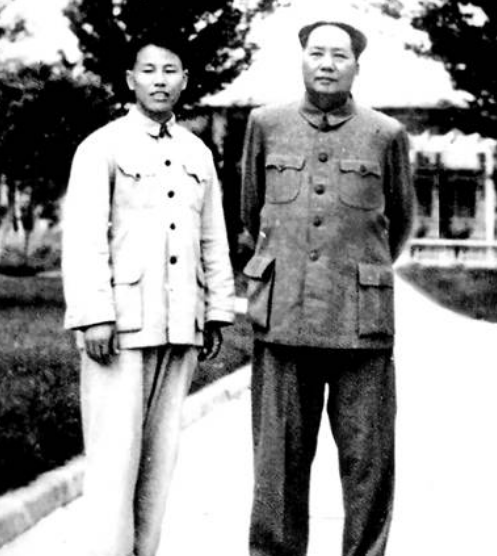 “紅都名醫”金茂嶽為江青接生，毛主席特別叮囑：不要特殊照顧她