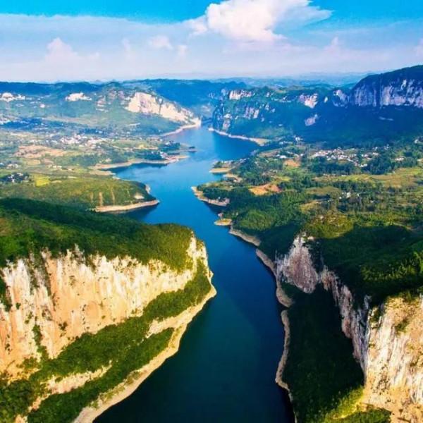 珠江源:古老神奇的高原山水 珠江源:古老神奇的高原山水