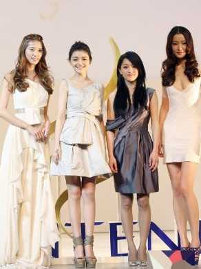 嫁入豪門的女明星，結婚時有多風光，美夢碎得就有多徹底