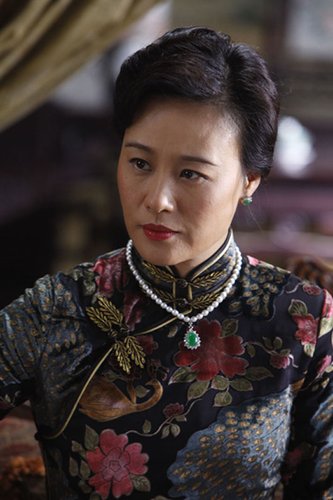 改了國籍的8位著名明星，李連杰張鐵林在列