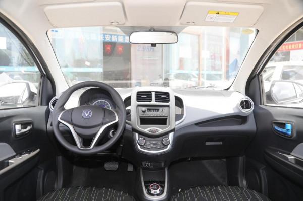 2萬多元的純電動汽車是買五菱宏光mini EV還是奔奔E-star? 2萬多元的純電動汽車是買五菱宏光mini EV還是奔奔E-star?