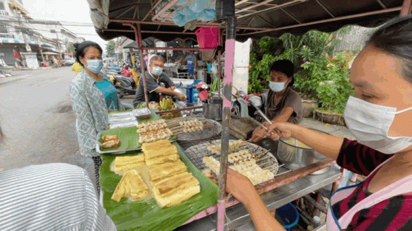 泰國疫情爆發後,第一次在路邊攤買早餐,覺得比米其林還香 泰國疫情爆發後,第一次在路邊攤買早餐,覺得比米其林還香
