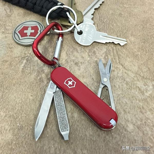 2022年,10件最佳新年禮物——適合送給徒步旅行者和揹包客的 2022年,10件最佳新年禮物——適合送給徒步旅行者和揹包客的