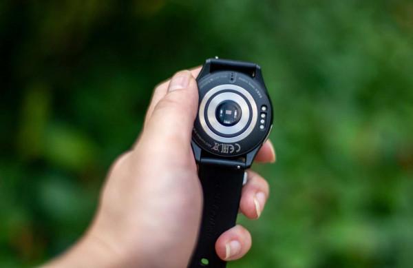 全天候健康資料小助手，華碩健康表2代 ~ VivoWatch SP