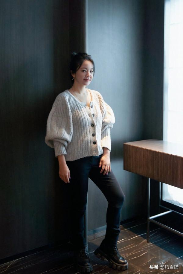 阿雅好優雅啊！清淡妝容基礎造型，成熟女人的美算是被她玩明白了