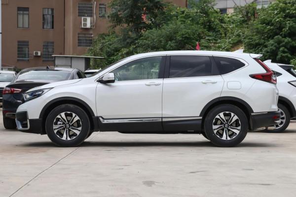 本田CR-V CVT兩驅風尚版，配1&period;5T發動機，軸距2661毫米，售20&period;78萬