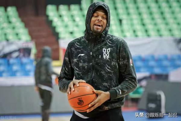 CBA糟糕的3位主教練,阿的江好牌打爛,楊鳴毫經驗,李楠無人能敵 CBA糟糕的3位主教練,阿的江好牌打爛,楊鳴毫經驗,李楠無人能敵