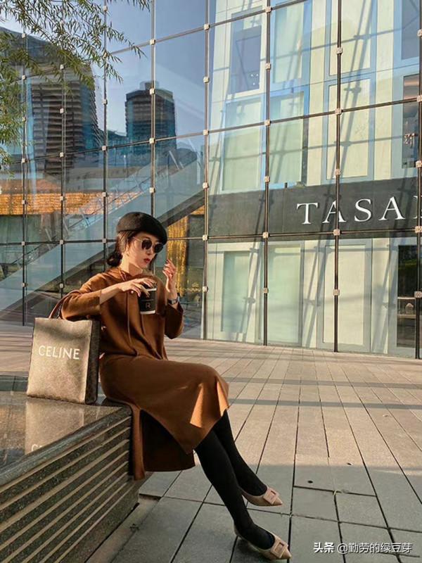 中年女性怎麼穿才好看？四款百搭秋裝穿搭Look，洋氣減齡顯貴氣