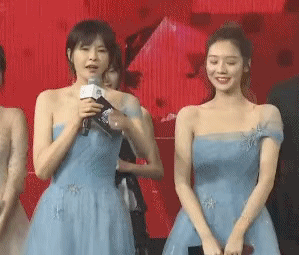 明星撞衫有多尷尬？要麼是神仙打架修羅場，要麼成買家秀和賣家秀