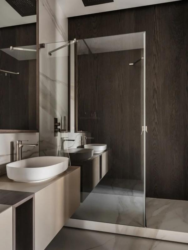 被這對情侶的家吸引住了！無主燈客廳顯高階，開放式廚房簡潔大方