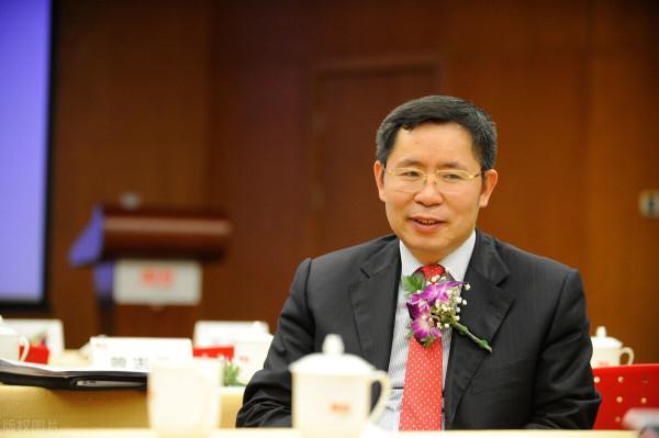 曹德旺獲終身成就獎,年度影響力企業領袖新鮮出爐,有熟悉的嗎? 曹德旺獲終身成就獎,年度影響力企業領袖新鮮出爐,有熟悉的嗎?