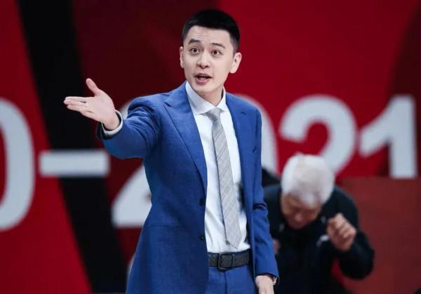 首鋼主帥辭職，或前往遼籃擔任防守助教