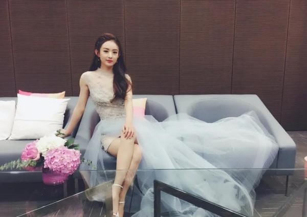 趙麗穎，你眼中有星辰大海，我的眼中有你，你的笑你的美讓我著迷