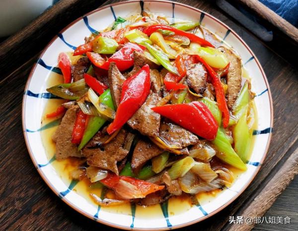 ​炒豬肝有技巧，不要焯水！炒前多做兩步，豬肝嫩滑不腥，好吃