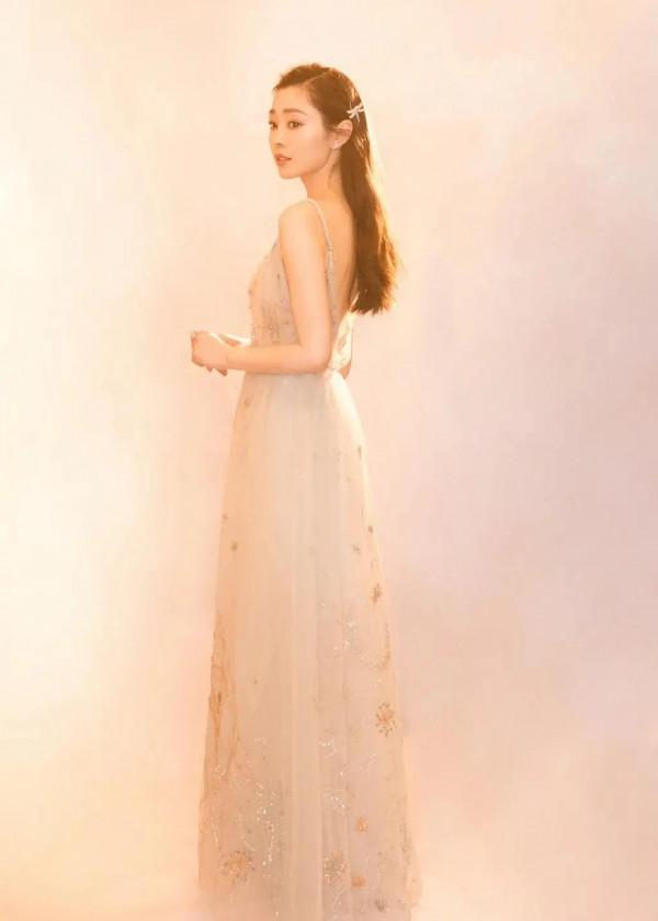 宋軼 膚白貌美 氣質甜美