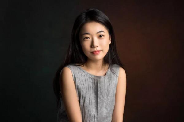 蔣方舟，成名23年，“毀”在2021