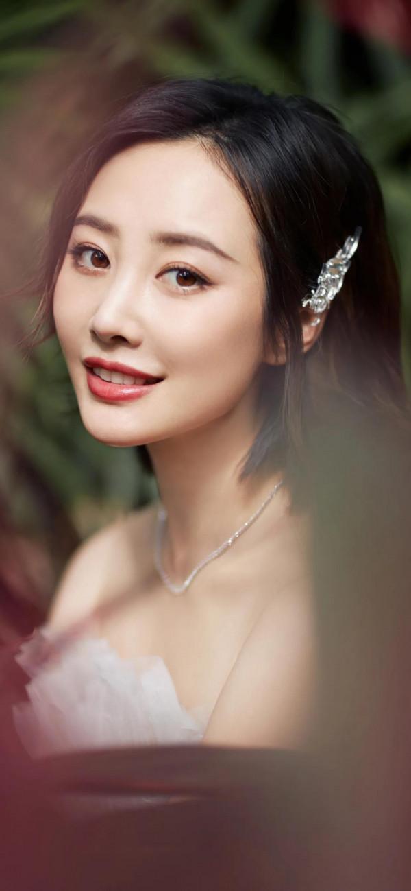 王鷗和李純，傻傻分不清