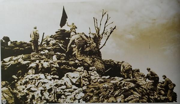 金城戰役：志願軍半小時打出2000噸炸藥，美軍：我坐看你鞭打韓軍