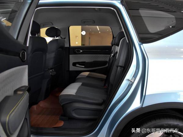 MPV大空間SUV的透過性,有7座,油耗7.4L,實拍新寶駿RM-5 MPV大空間SUV的透過性,有7座,油耗7.4L,實拍新寶駿RM-5