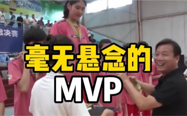 出身籃球世家的張子宇，身高227cm，有女版姚明之稱，未來可期