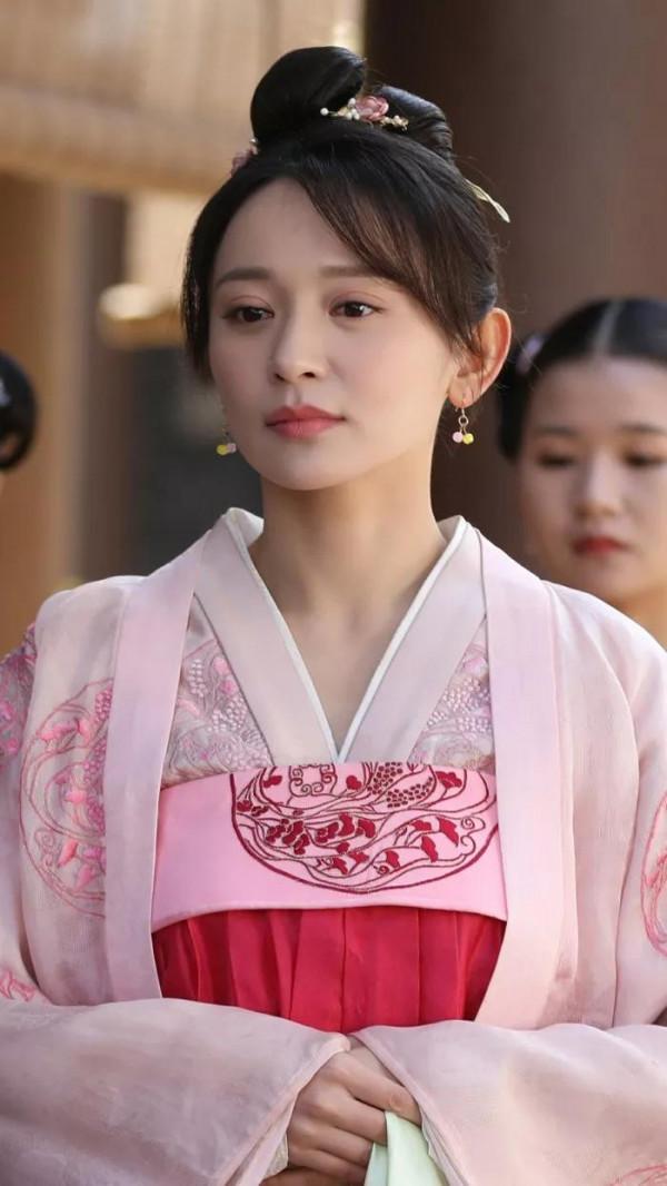 民間故事：媳婦恃寵揮霍無度，死後連累父親和公公雙雙殞命