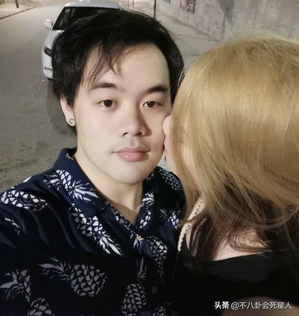 媽媽貌美如花，卻長得像爸的10位星二代，成龍子女都是大鼻子