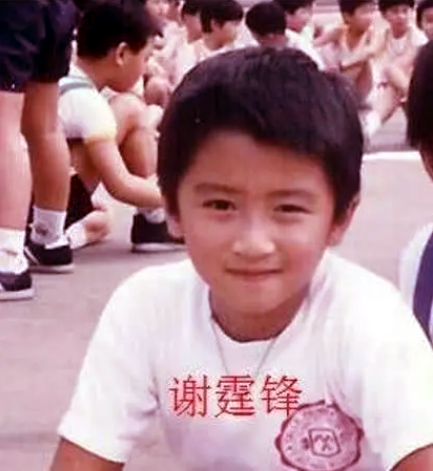 謝霆鋒：父母早年離異，他也離婚了，對兩個兒子有愧疚